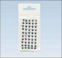 Stiker z kryształkami 6 mm a 50,kolor:transparentne opal. Stiker z kryształkami 6 mm a 50,kolor:transparentne opal.