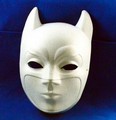 Maska z paper mache z doczepioną gumką . Wzór : Batman Kod towaru : MASKA-12