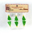 Klamerki ozdobne zimowe. Wzór : choinka . Opakowanie 6 klamerek. Kod towaru : PEG-1001