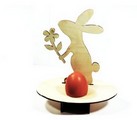 Podstawka pod jedno jajko, do ozdabiania : Królik z kwiatem Kod : SKL-Z107 Podstawka pod jedno jajko, do ozdabiania : Królik z kwiatem Kod : SKL-Z107